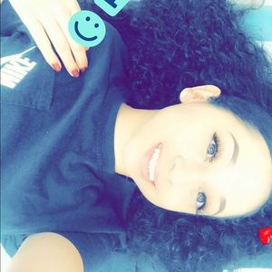 Meet your Posher, Sonia